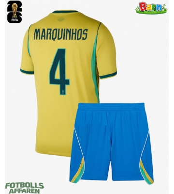 Brasilien Marquinhos #4 Hemmaställ Barn VM 2026 Kortärmad (+ Korta byxor)
